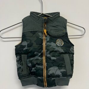 OshKosh B'gosh Green and Black Camouflage Vest with Quilted Warmth